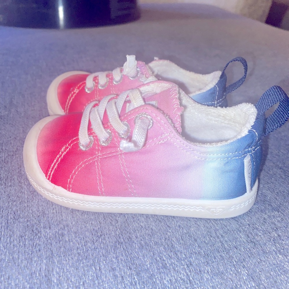 Slip on Roxy shoes Toddler size 5